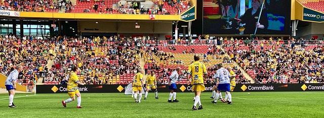 更让球迷再 更让球迷再